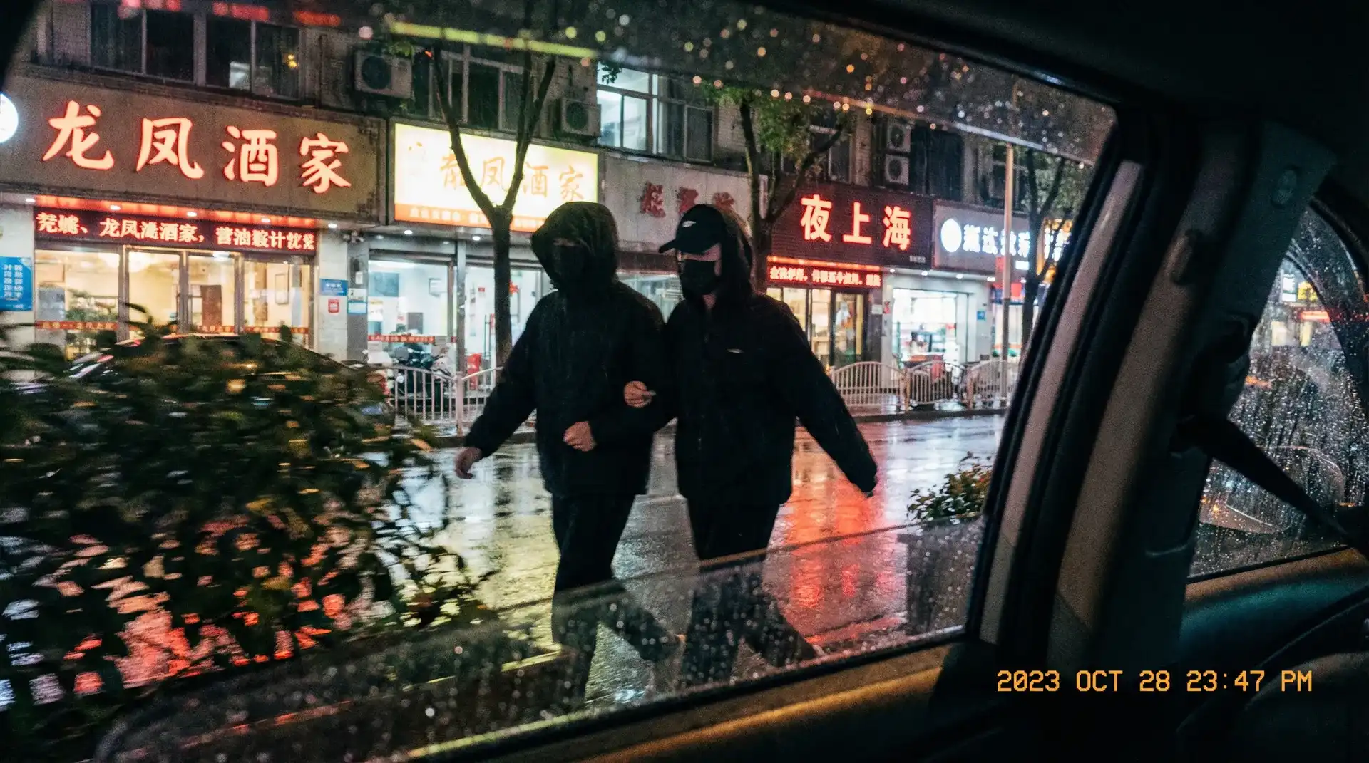 小马拉大车-经典动漫推荐|免费在线全集观看官网 - 顶流明星深夜密会现场抓拍照片